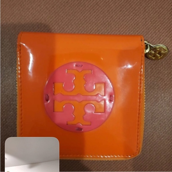 🧡💛🧡TORY BURCH WALLETS 🧡💛🧡 - Picture 2 of 5